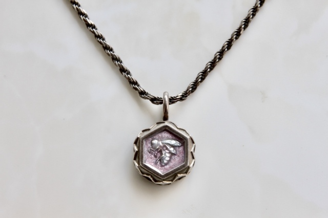 ハチ ラベンダー ネックレス GEODESIQUE WEB SHOP