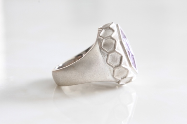 ハチ ラベンダー リング GEODESIQUE WEB SHOP