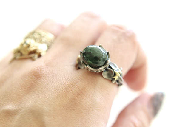 【PDPAOLA】天然グリーンアベンチュリン ムーンリング ハゴロモ グリーンアベンチュリン リング GEODESIQUE WEB SHOP